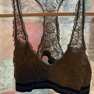 Bras one for $5 or both for $8.50. Worn once!